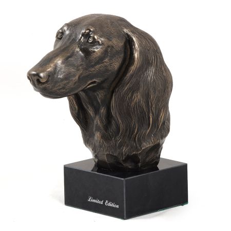 Dachshund teckel statue on marble base