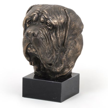 English Mastiff statue on marble base